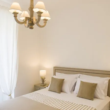 Palazzo Spasiano - Center 3* Sorrento